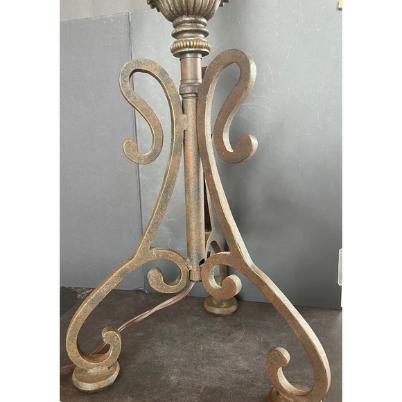Vintage Antiqued Bronze Scroll Metal Table Lamp Base Tripod French Country Style - Picture 13 of 16